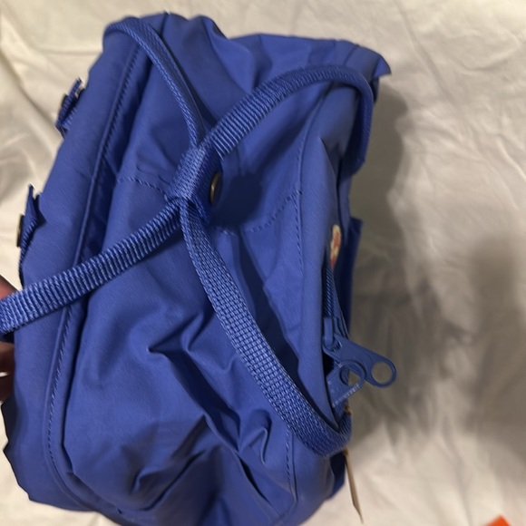 🌼🌼Fjallraven Laptop 15" Blue Backpack - Picture 6 of 6